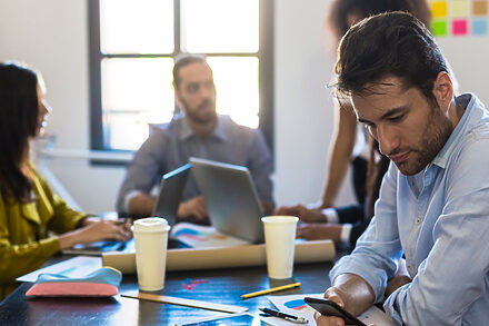Should-You-Adopt-MDM-for-Company-Issued-Smartphones_